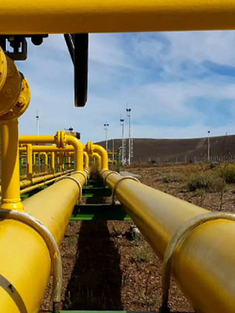 DISEÑO, CONSTRUCCIÓN Y PUESTA EN OPERACIÓN DE GASODUCTOS