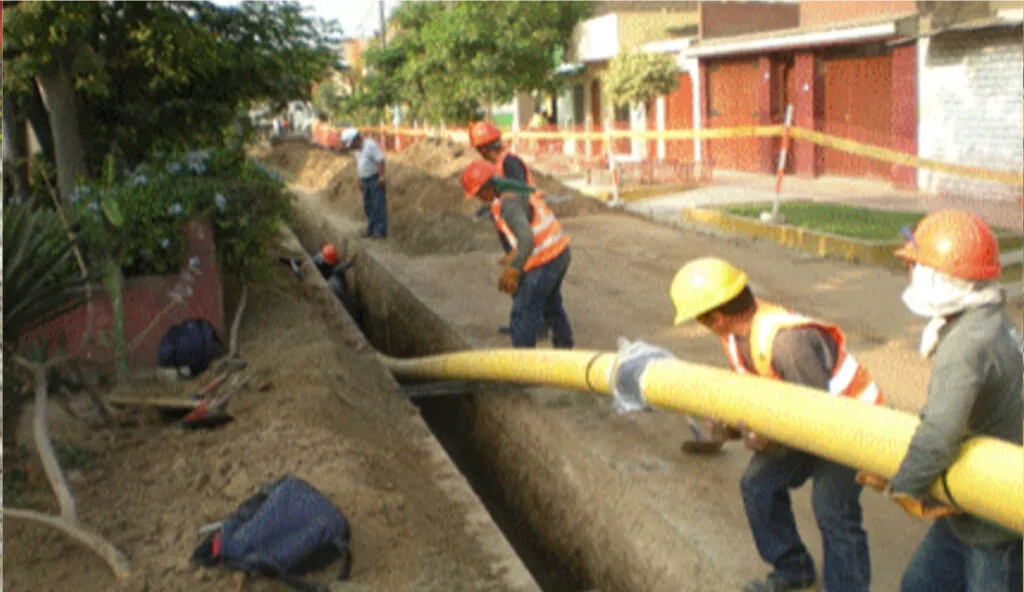 DISEÑO, CONSTRUCCIÓN Y PUESTA EN OPERACIÓN DE GASODUCTOS