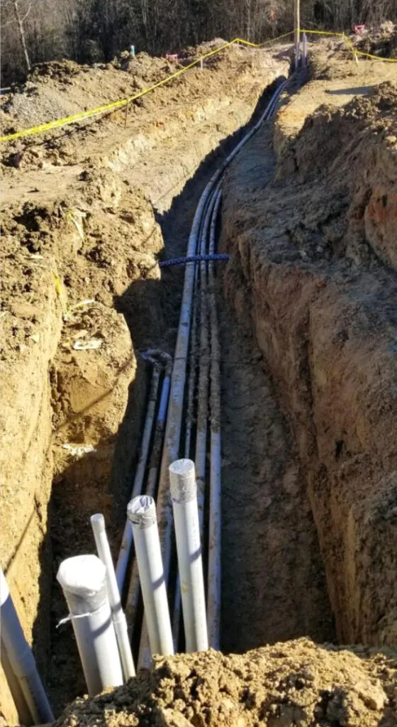 INSTALACIÓN DEL SISTEMA ELÉCTRICO PARA EL CONTROL DE DRENAJE DE CANALES DE LA CIUDAD
