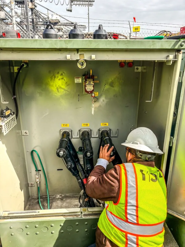 PROYECTO DE TENDIDO SUBTERRÁNEO DE CABLES MEDIA TENSIÓN